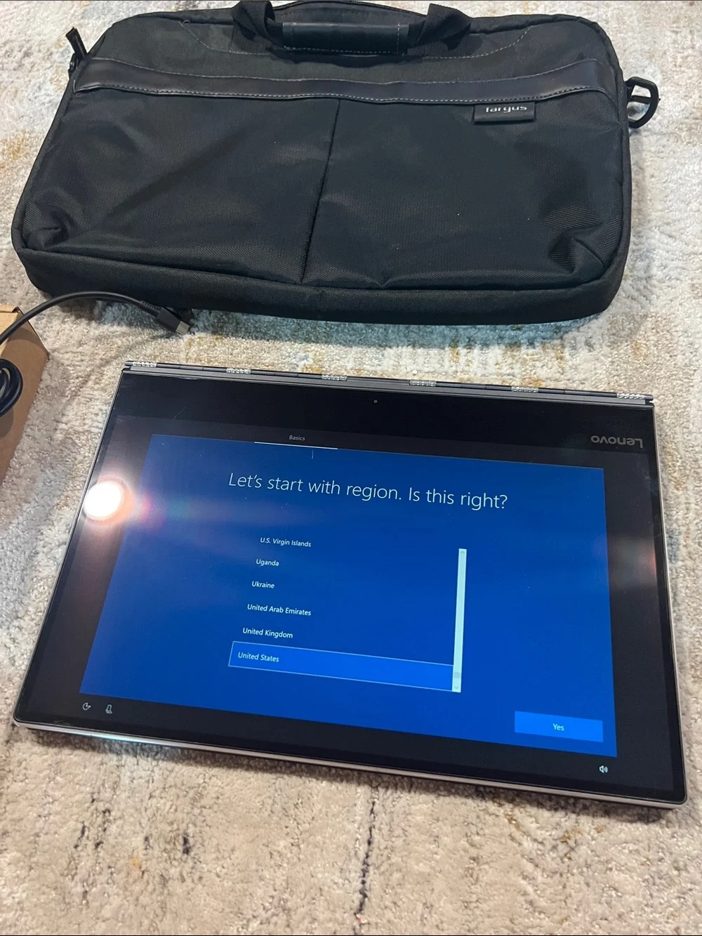 Lenovo Yoga 910 16GB RAM 1TB 2.7GHz Convertible 2-in-1 PC laptop tablet z33